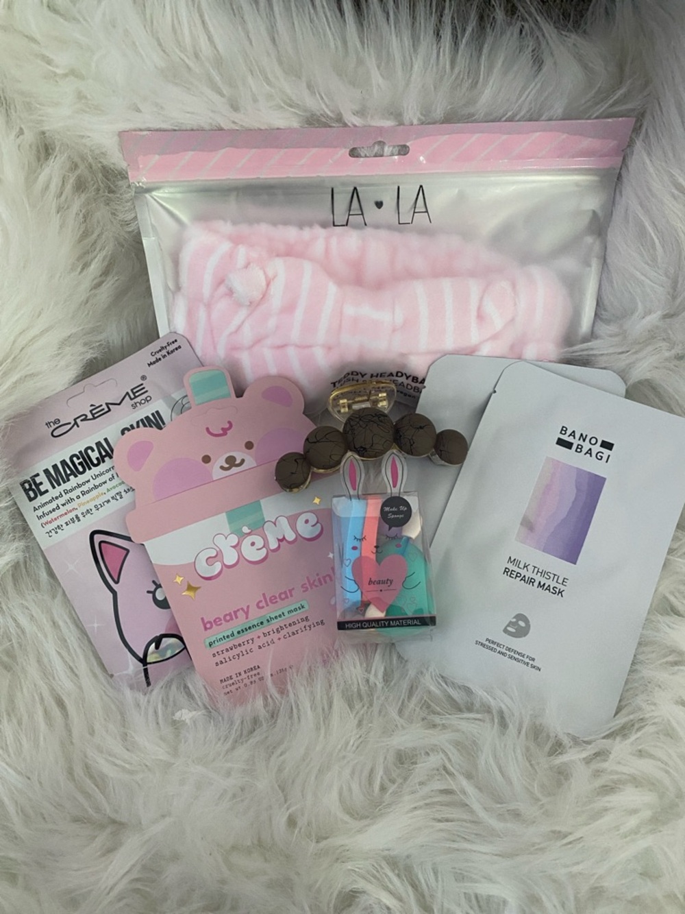Spa Set: Crème Shop Plushie Headband, 4 face masks & sponge set & hair clip